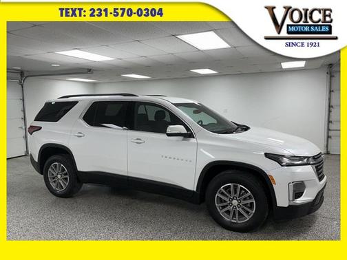 2022 Chevrolet Traverse LT Cloth