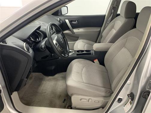 2011 Nissan Rogue SV