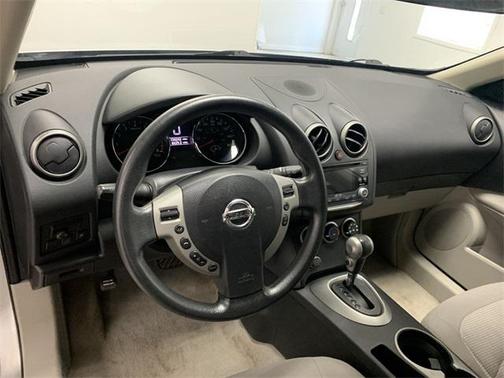 2011 Nissan Rogue SV