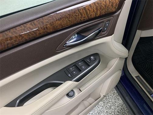 2012 Cadillac SRX Luxury Collection