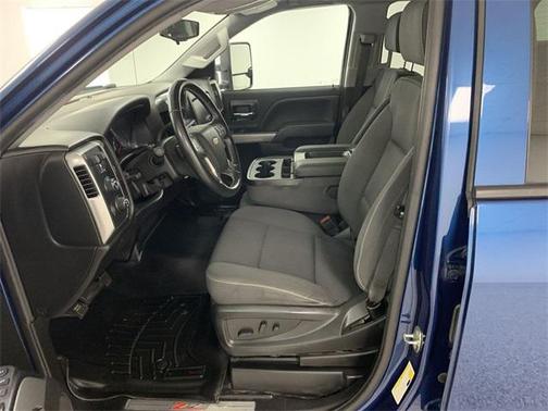 2019 Chevrolet Silverado 1500 2LT