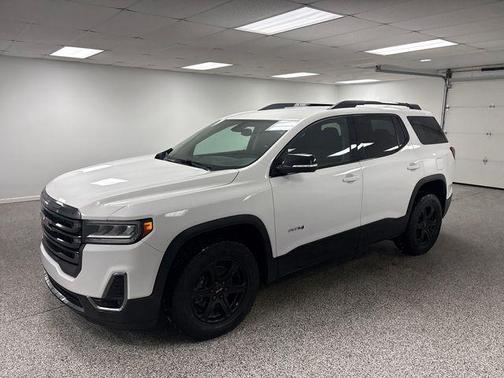 2020 GMC Acadia AT4
