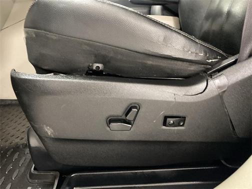 2015 Chrysler Town & Country Touring-L