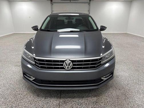 2016 Volkswagen Passat SEL Premium