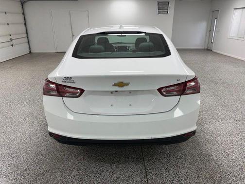 2021 Chevrolet Malibu FWD LT