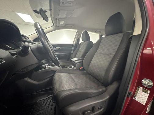 2018 Nissan Rogue Sport SV