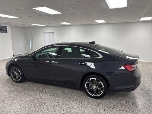 2022 Chevrolet Malibu FWD LT