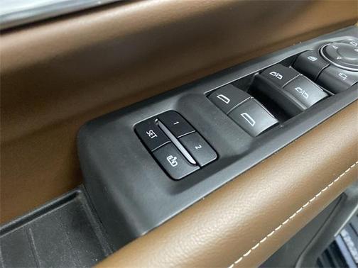 2024 Chevrolet Suburban 4WD High Country