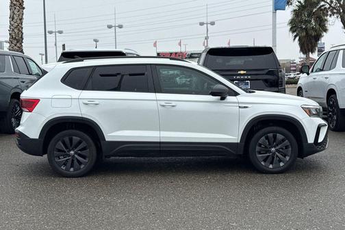 2022 Volkswagen Taos 1.5T S