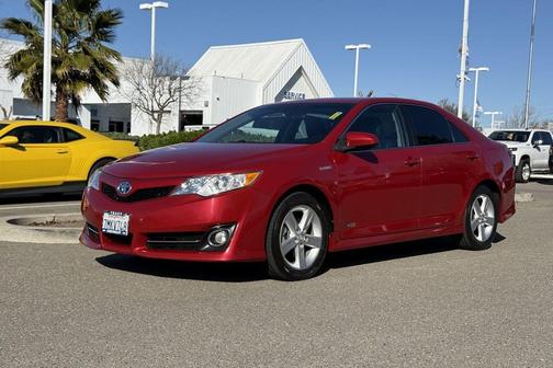 2014 Toyota Camry Hybrid SE Limited Edition