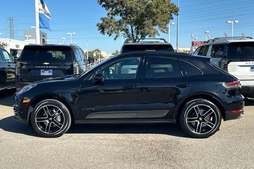 2021 Porsche Macan Base