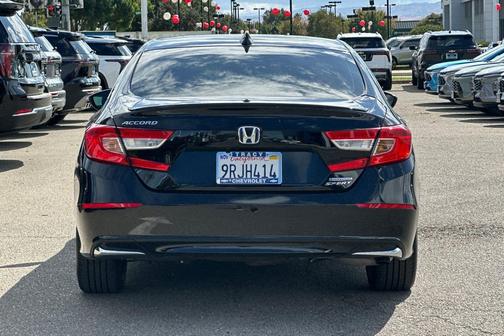 2022 Honda Accord Hybrid Base