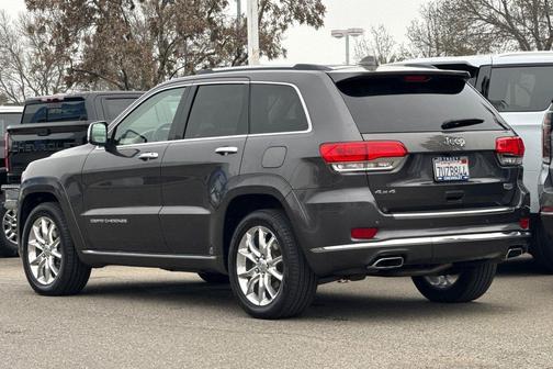 2016 Jeep Grand Cherokee Summit