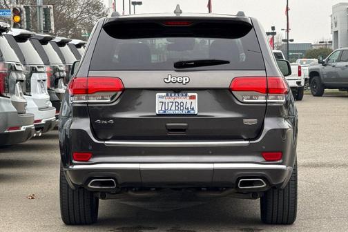 2016 Jeep Grand Cherokee Summit