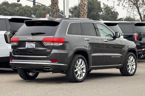 2016 Jeep Grand Cherokee Summit