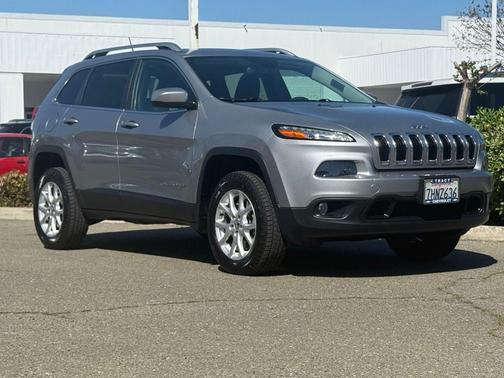 Billet Silver Metallic Clearcoat 2014 Jeep Cherokee Latitude