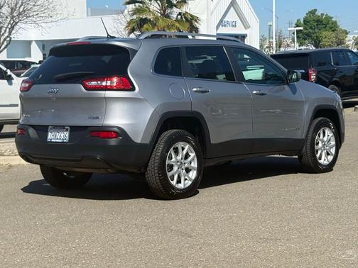 Billet Silver Metallic Clearcoat 2014 Jeep Cherokee Latitude