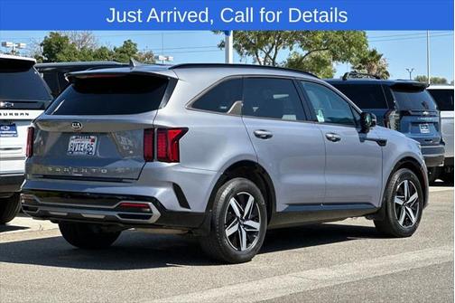 2021 Kia Sorento S
