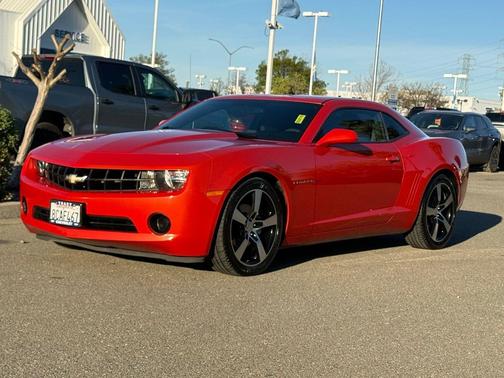 2013 Chevrolet Camaro 2LS