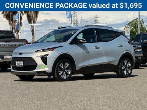 Silver Flare Metallic 2023 Chevrolet Bolt EUV FWD LT