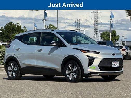 Silver Flare Metallic 2023 Chevrolet Bolt EUV FWD LT