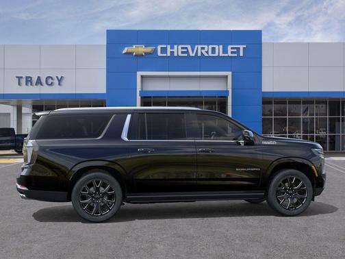 2025 Chevrolet Suburban 4WD High Country