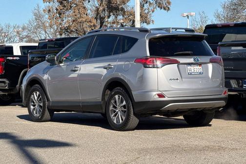 2018 Toyota RAV4 Hybrid LE