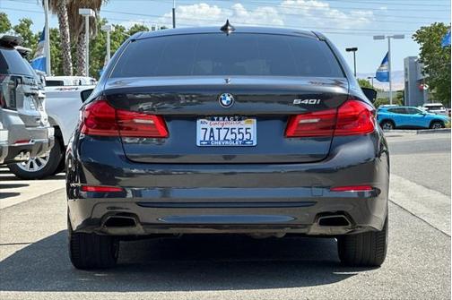 2017 BMW 540 540i