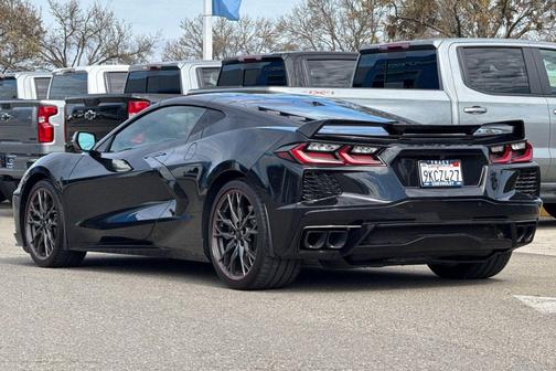 2024 Chevrolet Corvette Stingray w/2LT