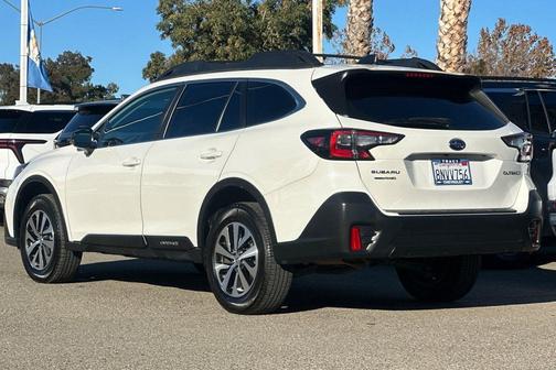 2020 Subaru Outback Base