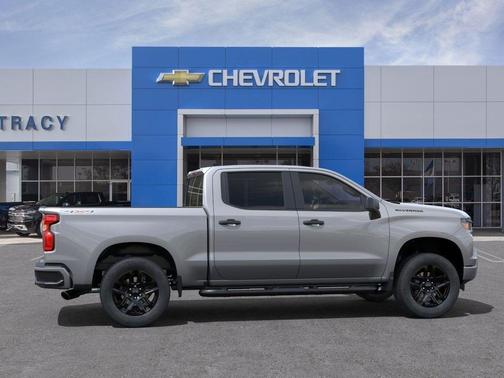 2025 Chevrolet Silverado 1500 Custom