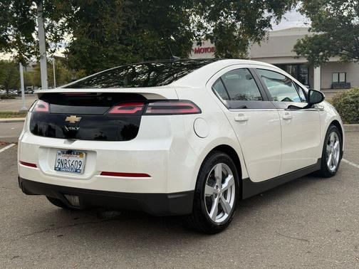 2012 Chevrolet Volt Base