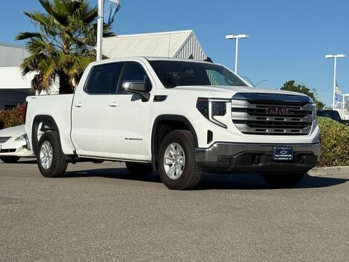 2023 GMC Sierra 1500 SLE