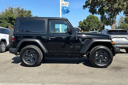 2022 Jeep Wrangler Sport