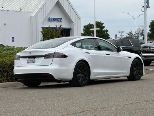Pearl White Multi-Coat 2022 Tesla Model S Base