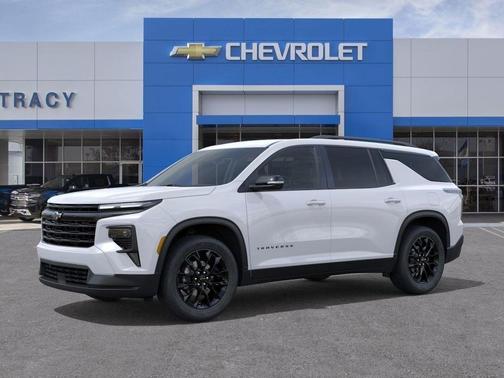 Summit White 2026 Chevrolet Traverse LT