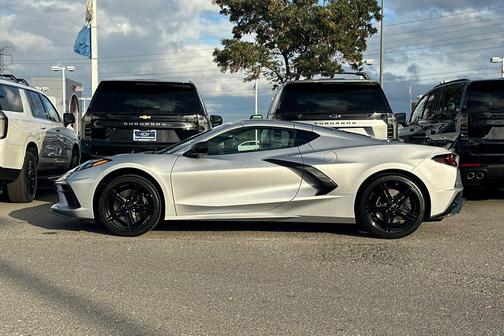 2026 Chevrolet Corvette Stingray w/2LT