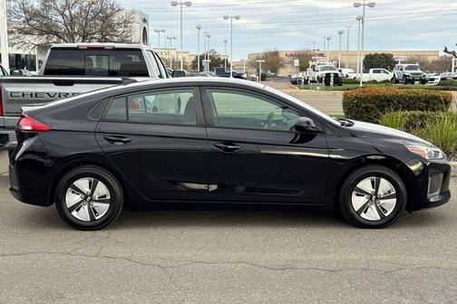 2019 Hyundai IONIQ Hybrid Blue