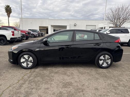 2019 Hyundai IONIQ Hybrid Blue