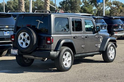 2018 Jeep Wrangler Unlimited Sport