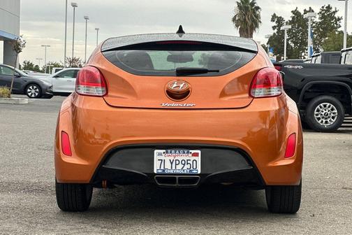 2015 Hyundai Veloster Base