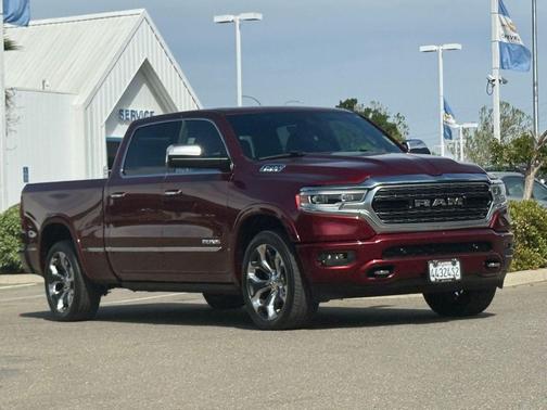 Delmonico Red Pearlcoat 2019 RAM 1500 Limited