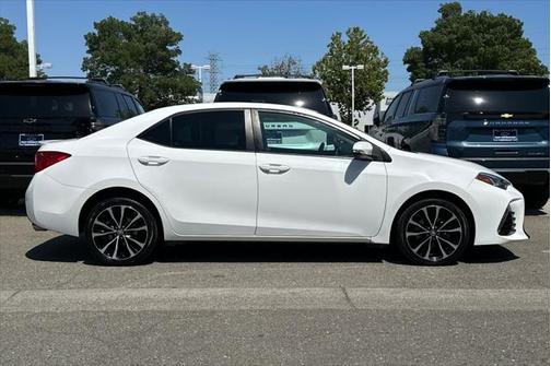 2017 Toyota Corolla SE