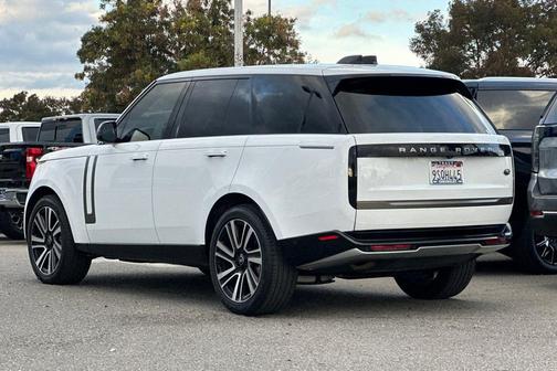 2023 Land Rover Range Rover P400 SE