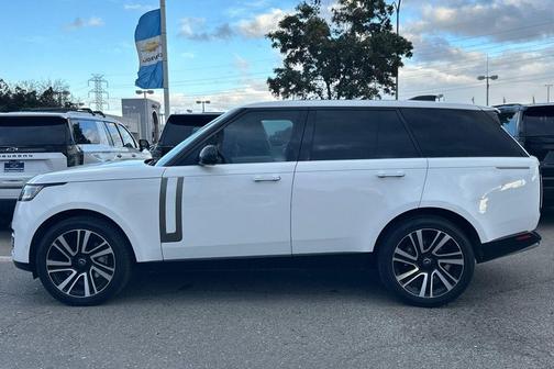 2023 Land Rover Range Rover P400 SE