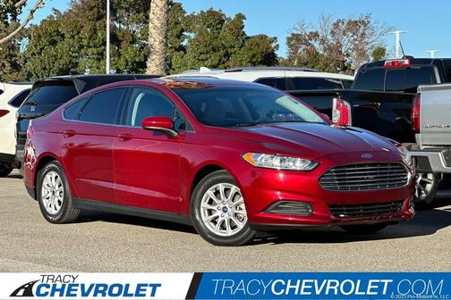 2015 Ford Fusion S