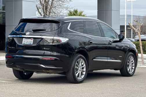 2022 Buick Enclave FWD Avenir