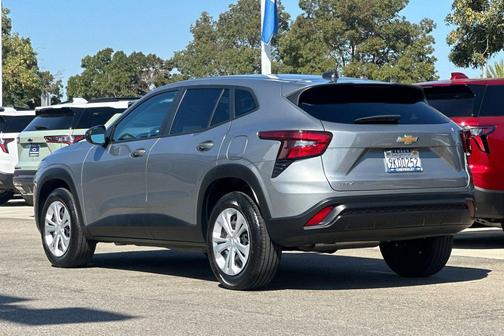 2024 Chevrolet Trax LS