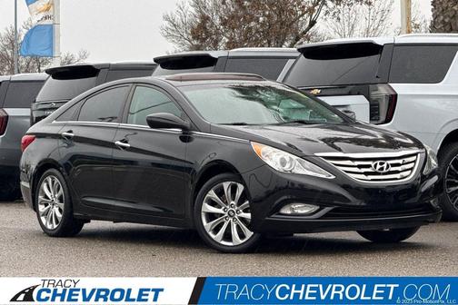 2013 Hyundai SONATA SE