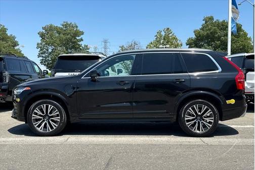 2020 Volvo XC90 Hybrid T8 Momentum 7 Passenger